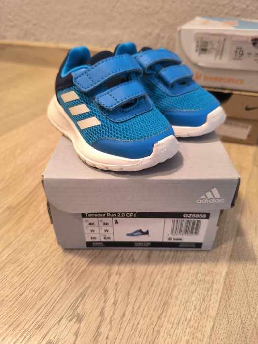 Обувки за момче от 18 номер до 22номер.