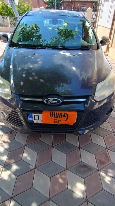 Vînd Ford focus mk3
