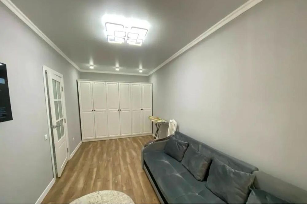 Продается диван.