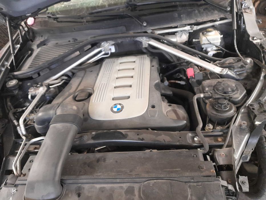 Бмв х5 е70 3.0д 235кс на части