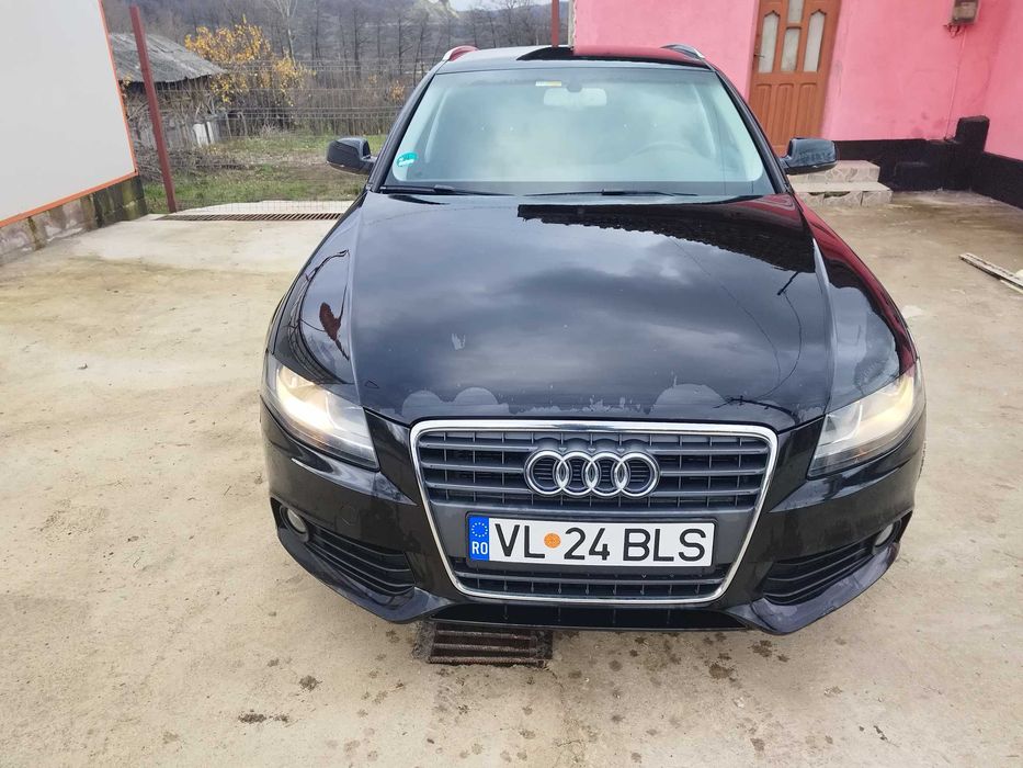 Audi A4  2.0 tdi 2012 pe acte!