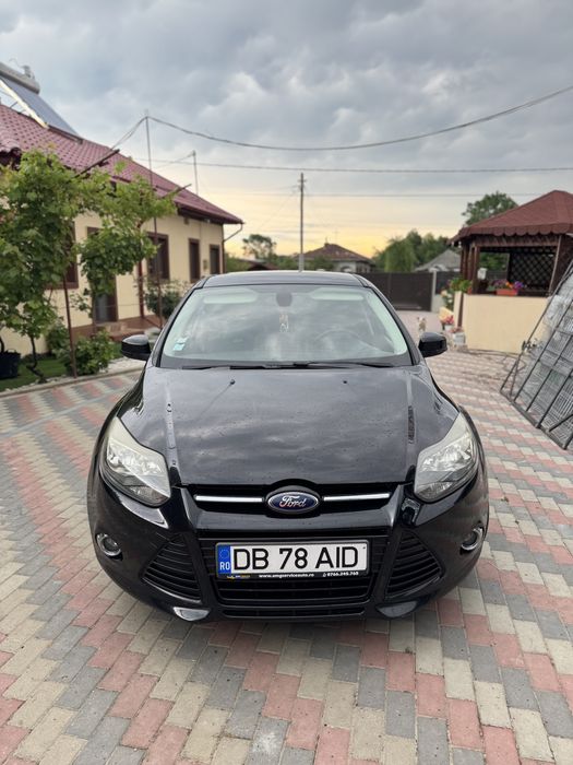 Ford focus 1.0 ecoboost  2012 titanium