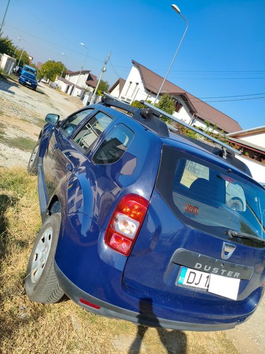 Vând Dacia Duster 2016