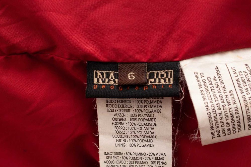 Napapijri оригинална детска грейка от пух червен пухен елек 6-7 г