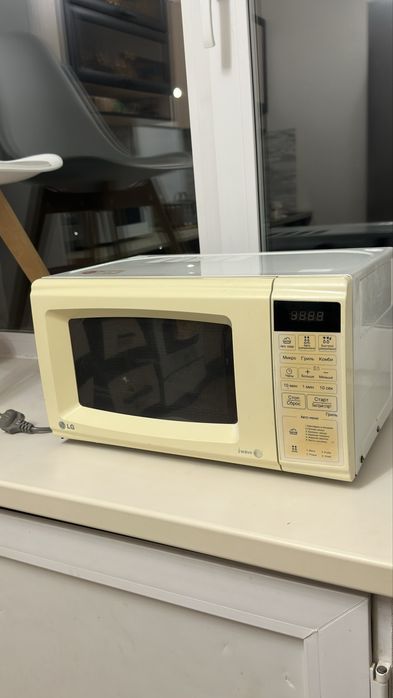 Микроволновка LG