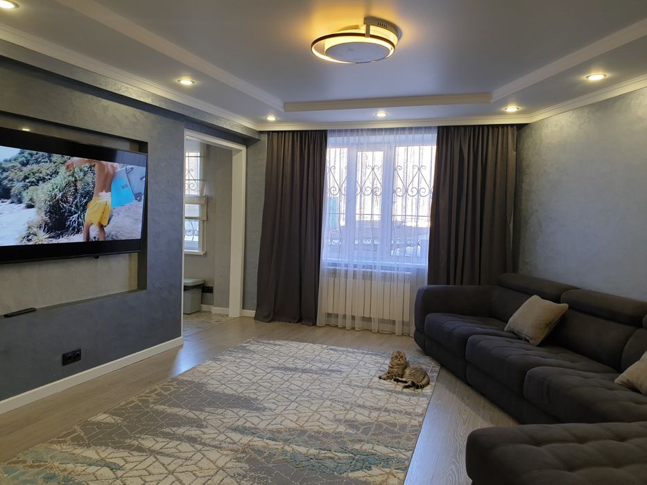 Продаётся 4х комн.квартира