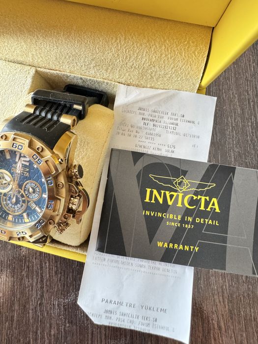 INVICTA часовник