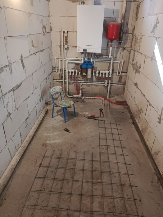 Сантехник.Монтаж  труб