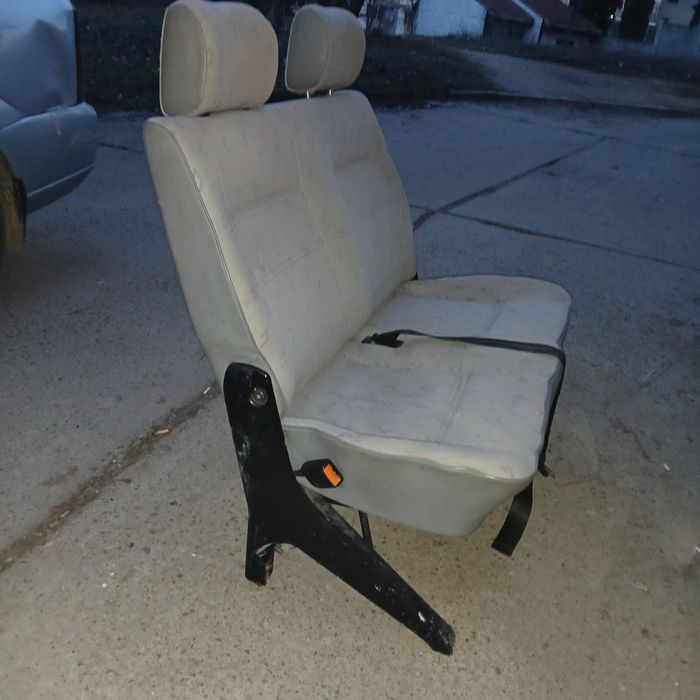 Седалки и стелка за VW T 4