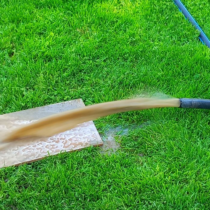 Почистване на сондажи с Еърлифт