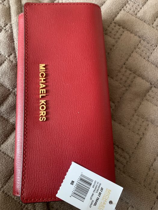 Продам кошелек фирменный