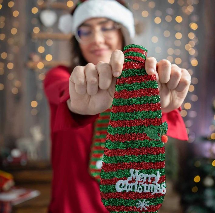 Caciula si Cravata Mos Craciun- Revelion - Party - Vanzare En-Gros