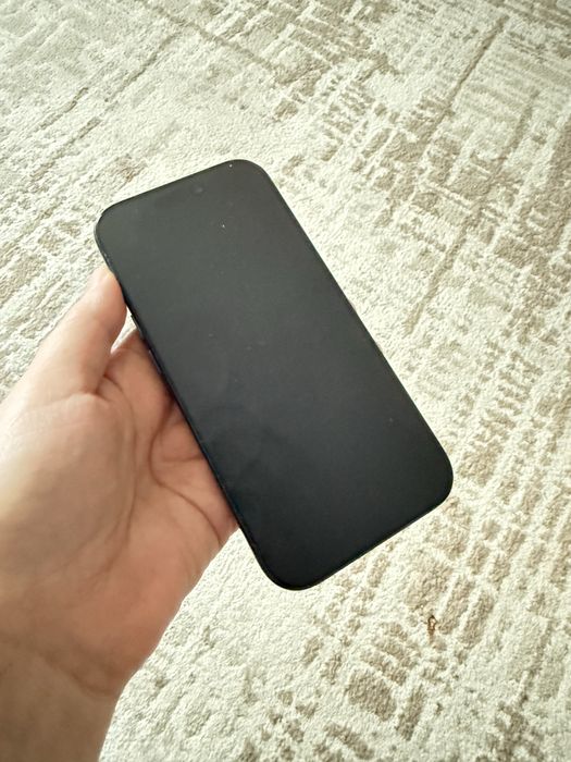 Продам айфон 17 про 256