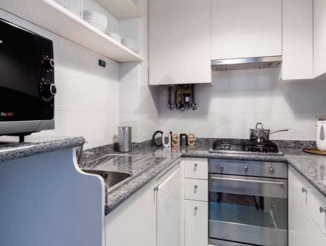 Дава се под наем Двустаен апартамент в Пловдив, Център - 42 кв.м за 127.5 € - Снимка #1