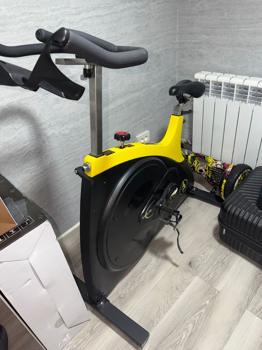 Велотренажер в отличном состоянии