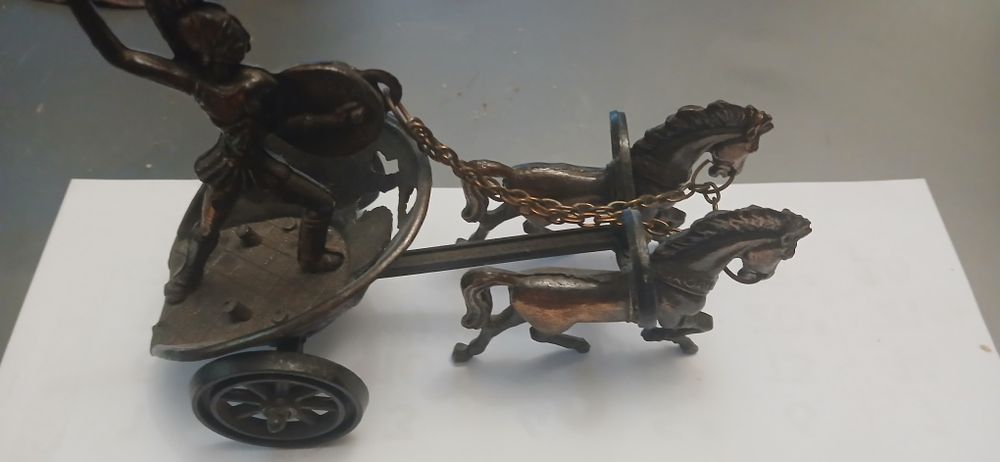 Ахил с бойната си колесница