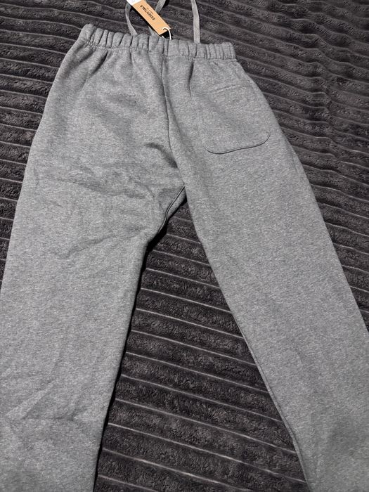 Pantaloni Essentials S