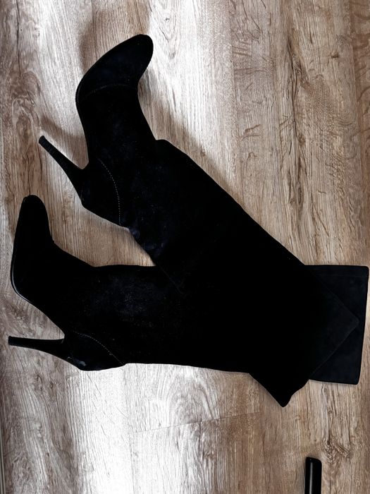 Бархатные сапоги с каблуком