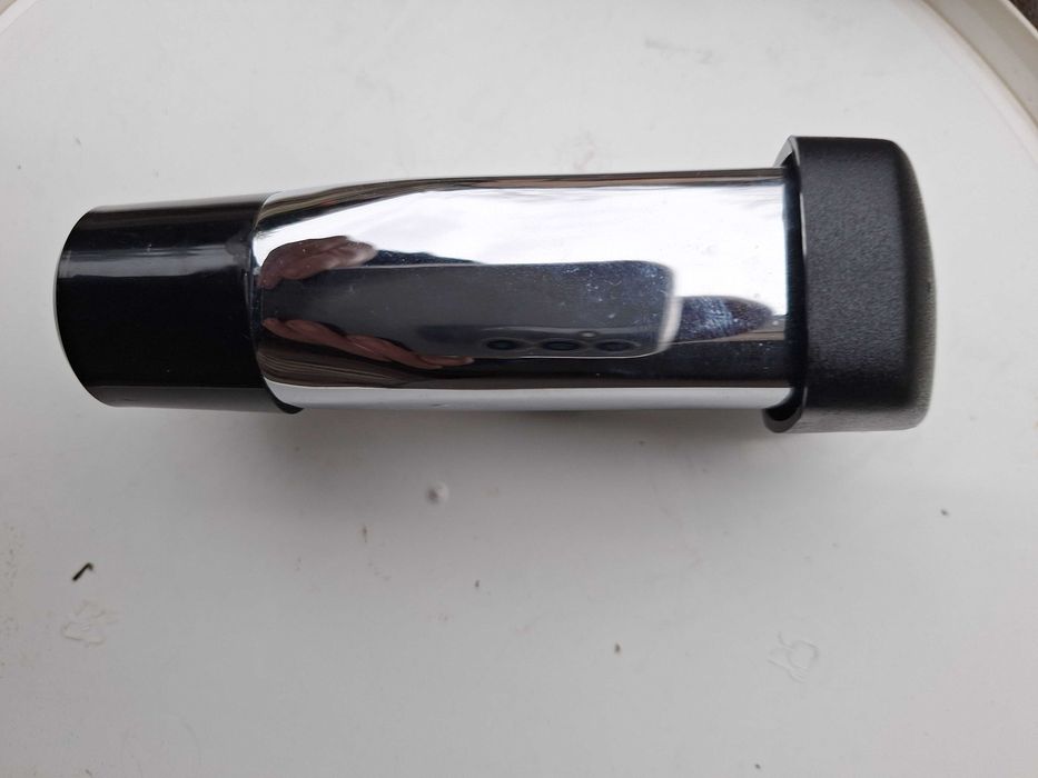 Промивен кран за тоалетна или писоар