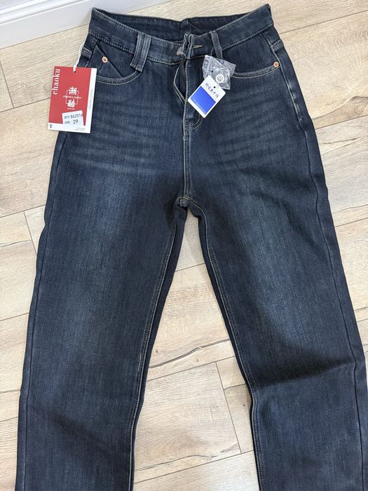 Продам утепленнеы новые джинсы