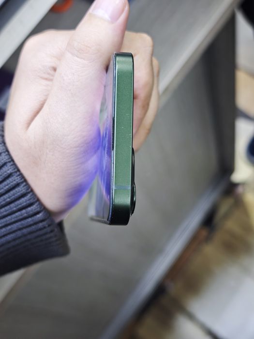 iPhone 13 128 green