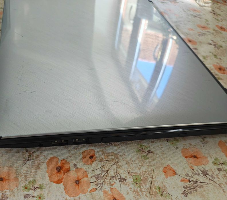 Laptop Essentiel B Smart’mouv 1506-1 - Pentru Piese / Componente