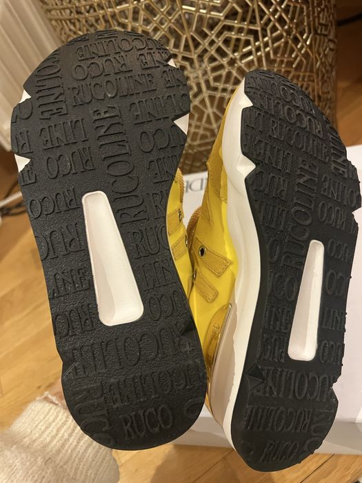 Adidasi Rucoline galbeni 36 noi!