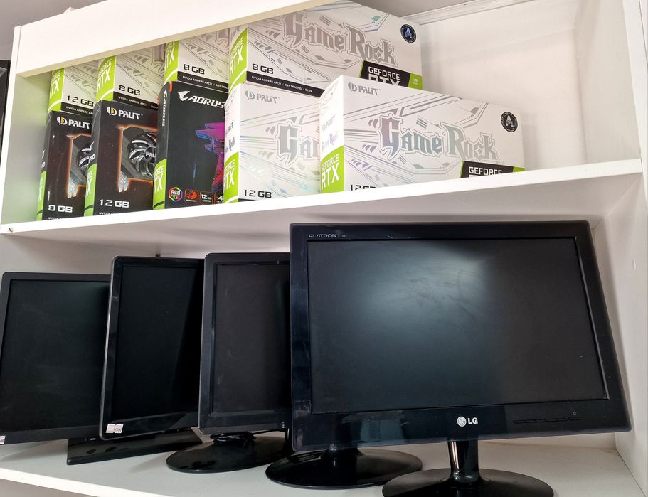 Мониторы под видеонаблюдение