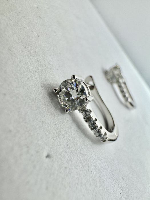 Сребърни обеци с мойсанит (Диамант) 0.5 карата