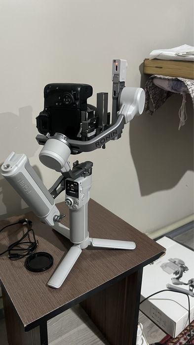 Стабилизатор DJI RS 4 mini combo