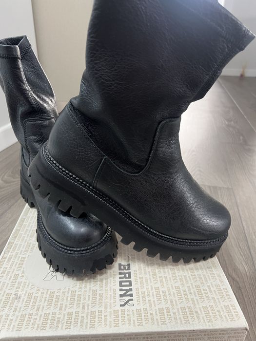 Ghete Bronx piele naturala