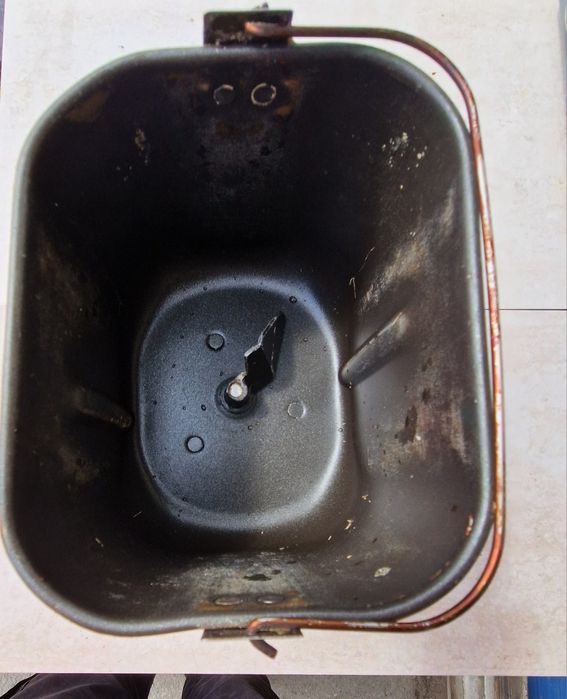 Vând Masina de paine Moulinex defectă