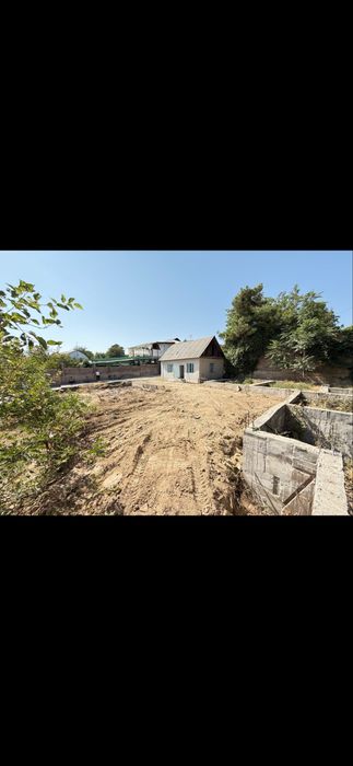 Srochna sotiladi dacha