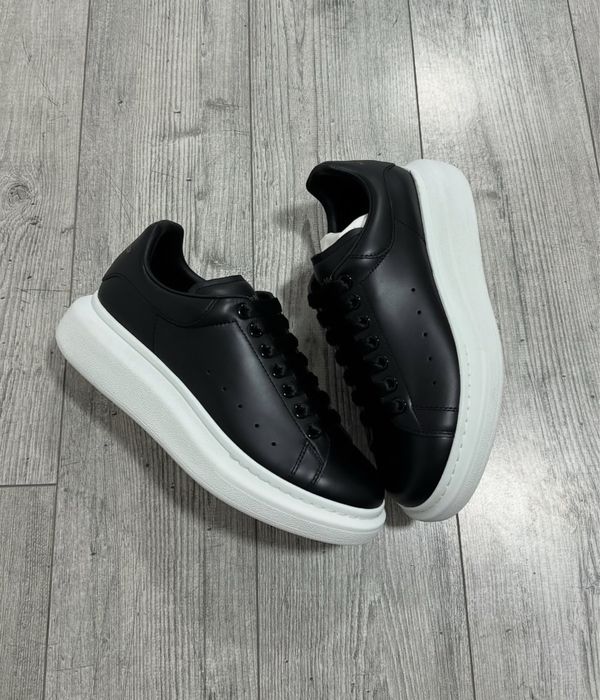 Alexander Mcqueen