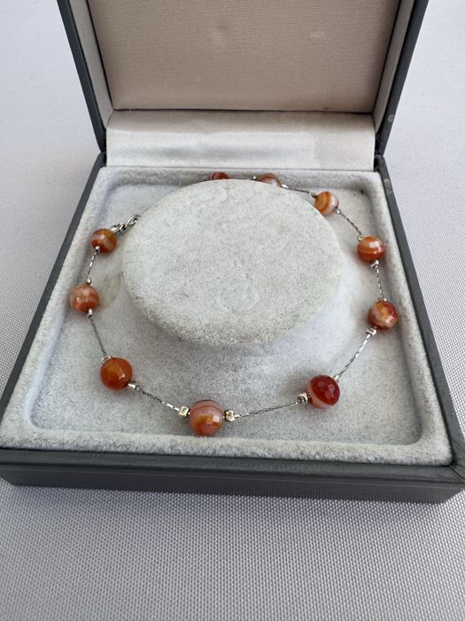 Bratara din argint si agate