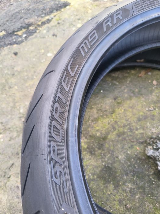 Metzeler Sportec M9RR