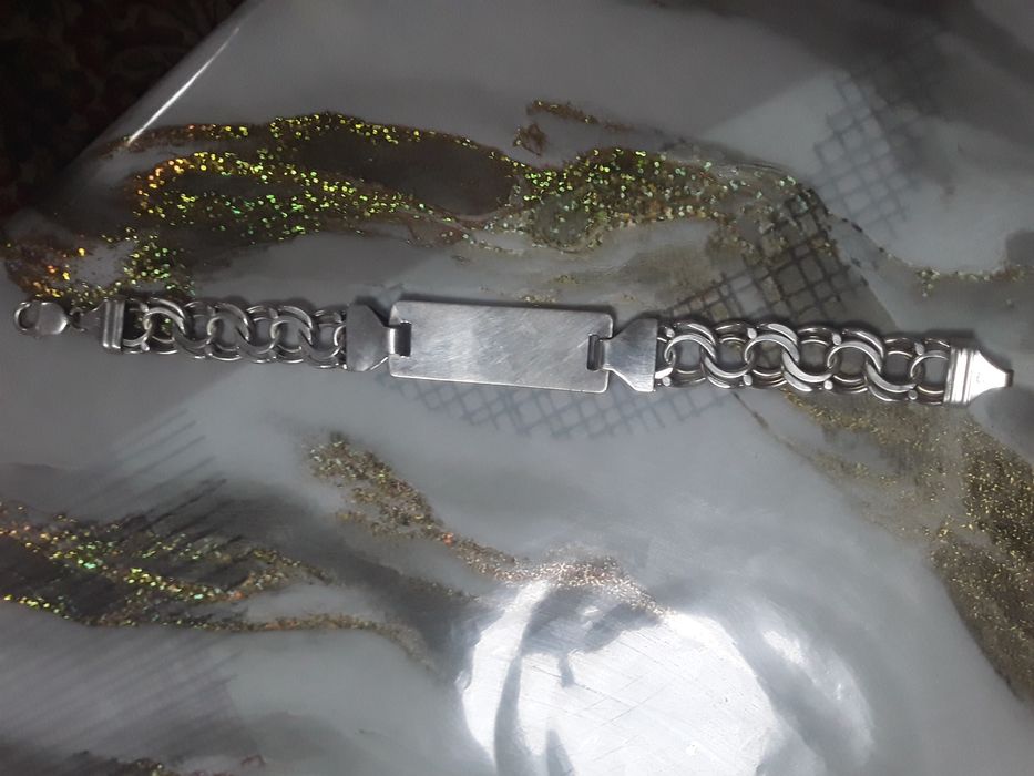 Продам серебряный браслет