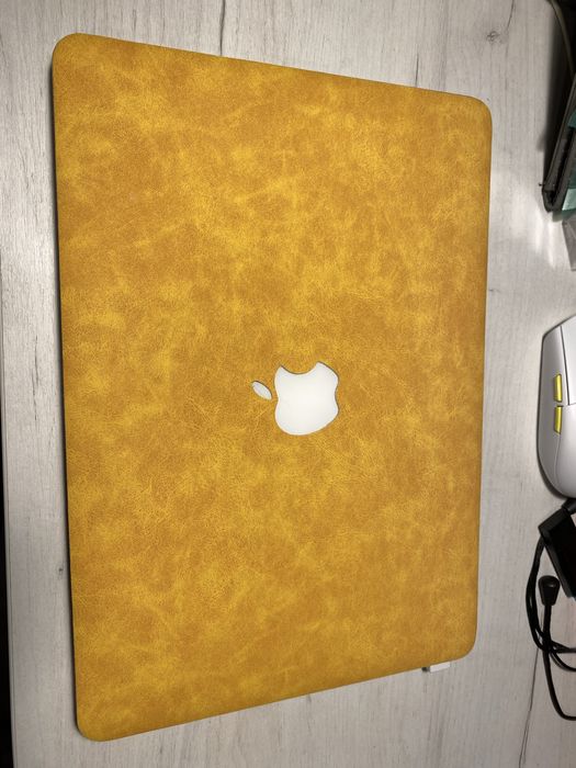 MacBook Pro Retina 13” (Early 2015) | i7 | 16GB RAM | Отлична батерия