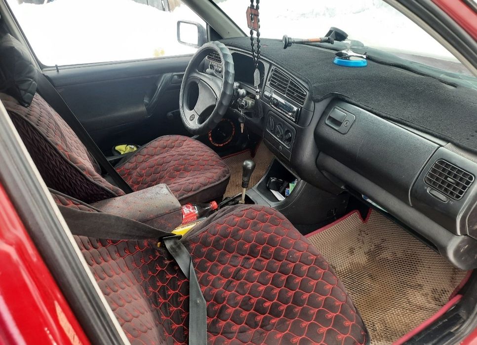 Продам срочно гольф 3