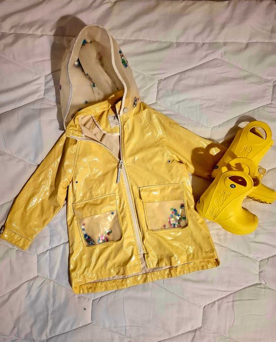 Set ploaie varsta 5 ani, Zara si Crocs