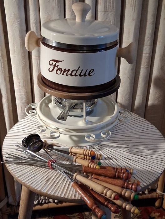 Set fondue de colecție.