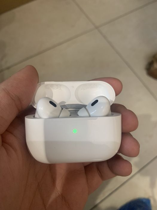 Продам AirPods Pro
