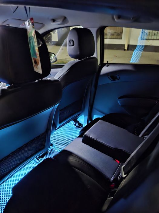 Сиденья от Mersedes SLA