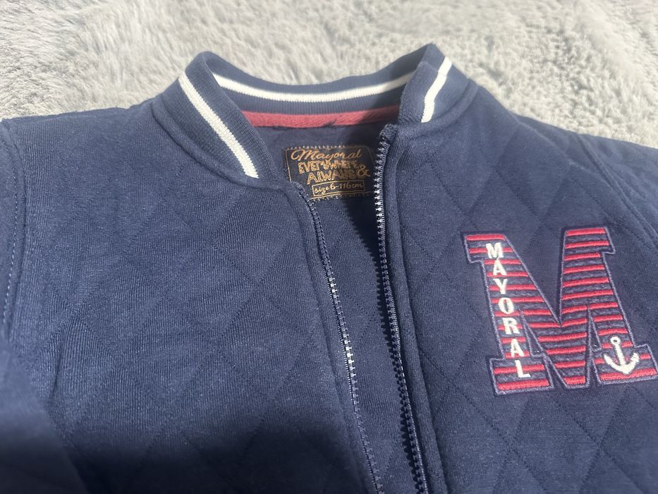 Bluza Mayoral, 6 ani, 116 cm, stare foarte buna