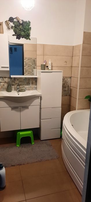 Apartament 2 cam zona metro cu garaj supteran