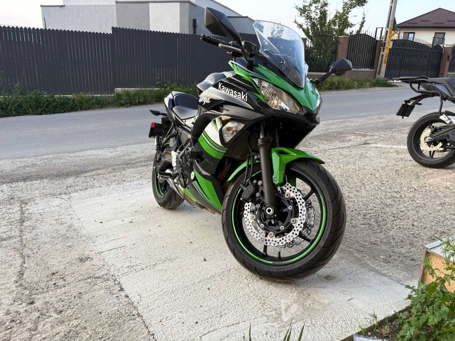 Kawasaki Ninja 650, impecabila, 68cp, 10.000km