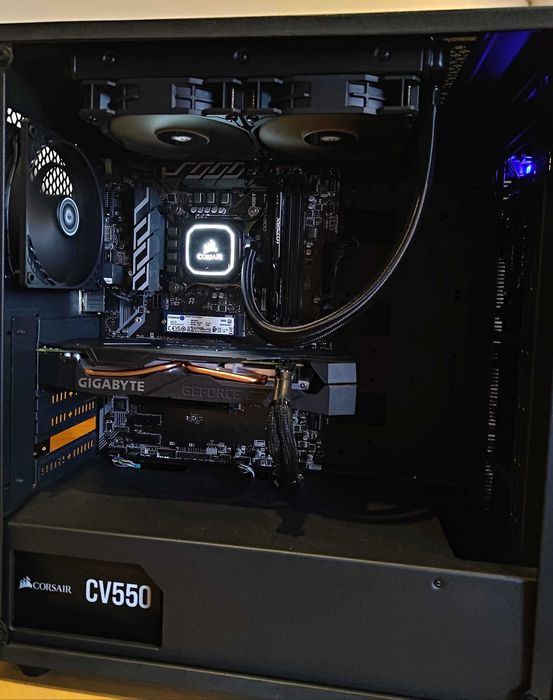 PC Gaming | i7 9700K | GTX 1660Ti | 16GB RAM | 500GB SSD