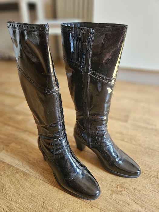 Продам женские сапоги 40размер