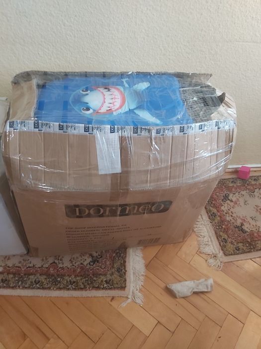 Donez o cutie mare de jucării 10 15kg
