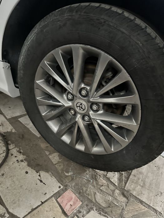 Продам диски с резиной